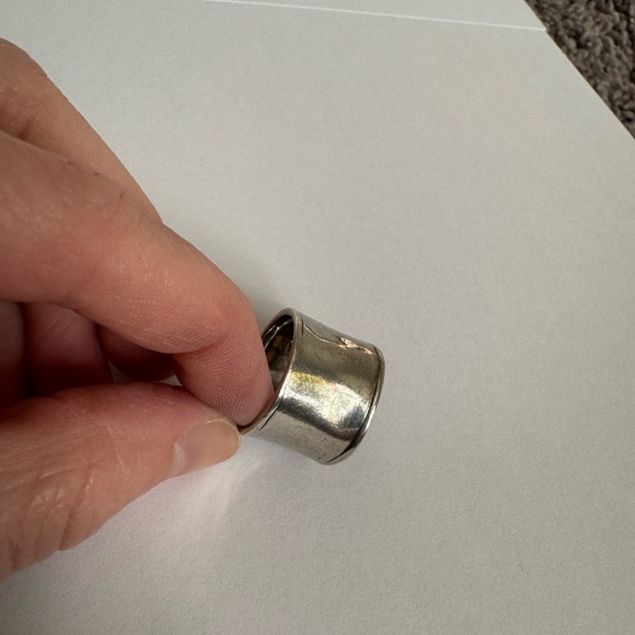 Silpada hammered cuff ring, sterling silver, size 5 - Picture 3 of 6